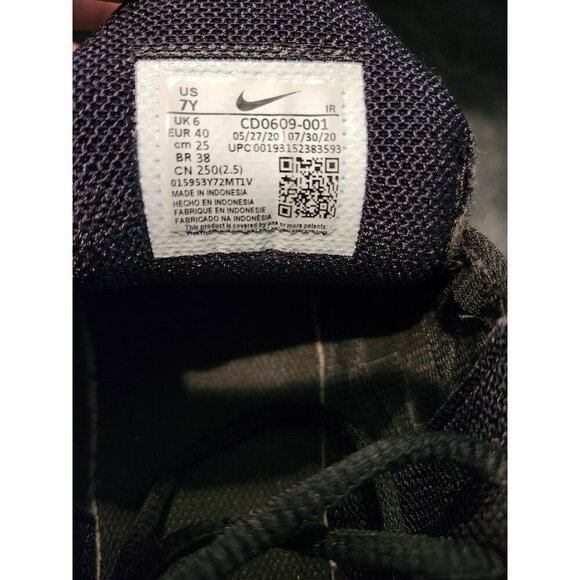 Nike Air Max Plus GS Triple Black - Size 7 Youth - Good Condition - Picture 8 of 10